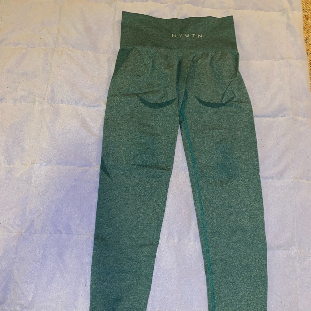 NVGTN FOREST GREEN CONTOUR LEGGINGS